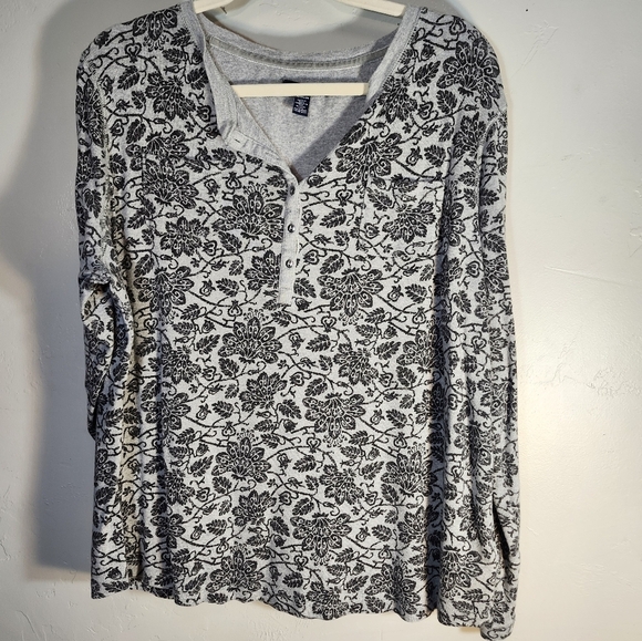 Chaps Tops - Chaps 100% Cotton Black and Gray Floral Blouse Knit Sz 2Z